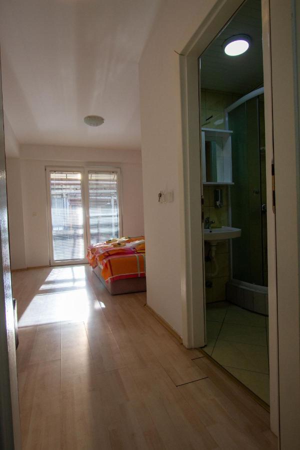 Villa In Apartments Ohrida Exterior foto